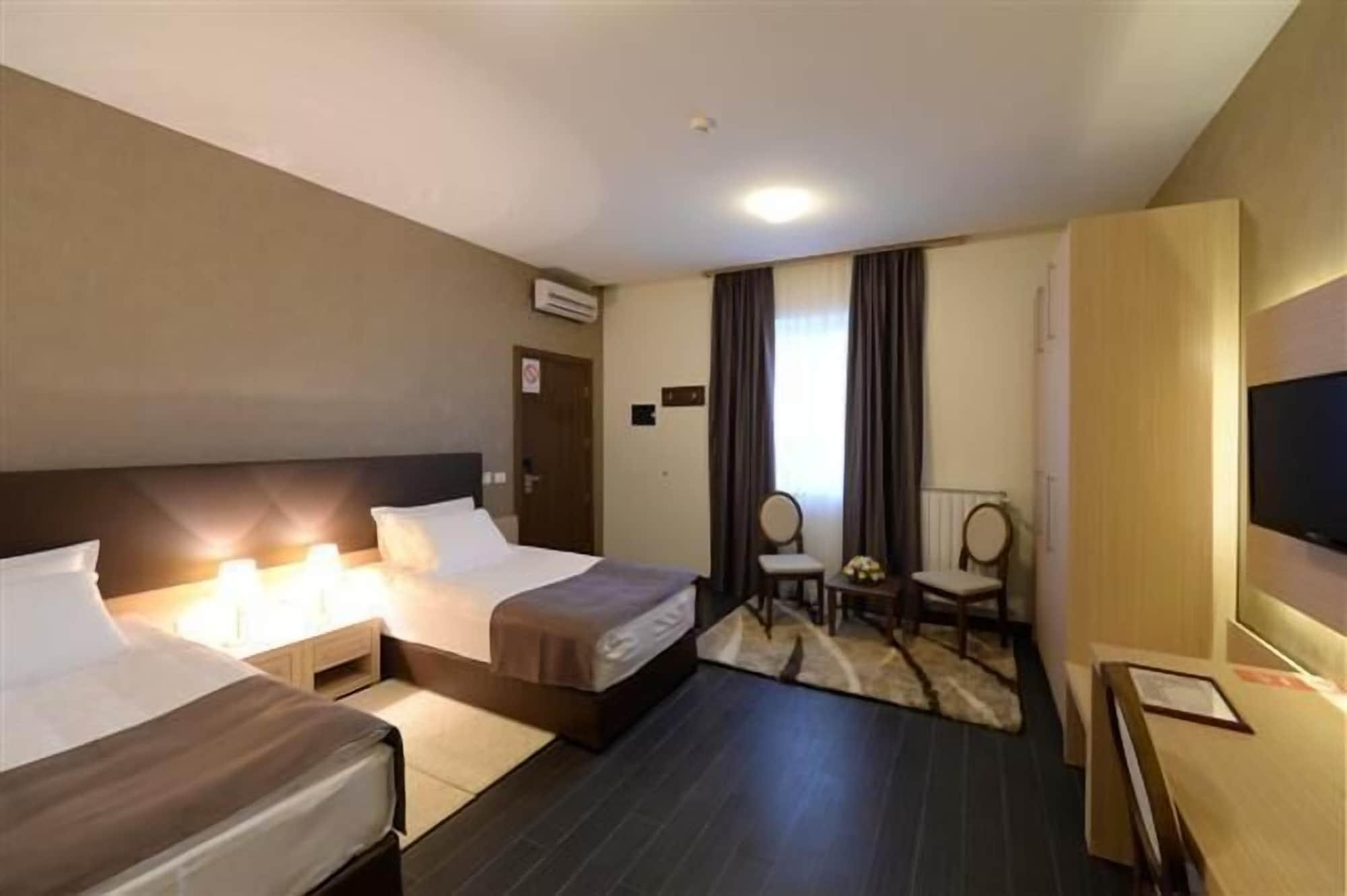 Hotel Majdan Bělehrad Exteriér fotografie